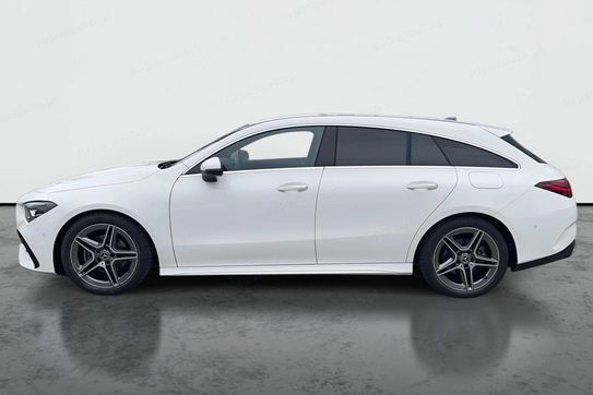 Mercedes CLA Shooting Brake 180 AMG Line