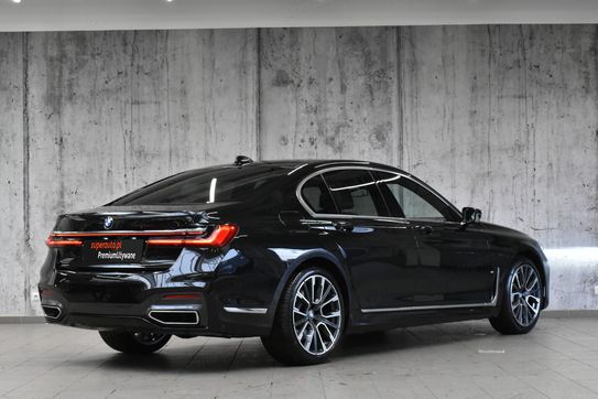 BMW Seria 7 740d xDrive