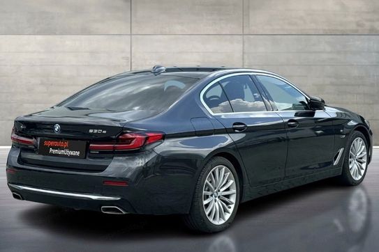 BMW Seria 5 530e Luxury Line
