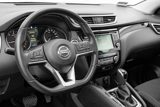 Nissan Qashqai 1.3 DIG-T  DCT