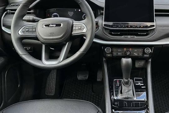 Jeep Compass Altitude 1.5 T4 mHEV DCT FWD