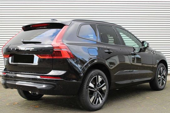 Volvo XC60 B5 AWD Plus Dark