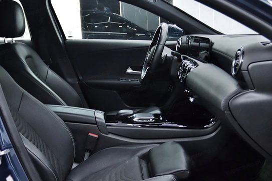 Mercedes Klasa A A 180 7G-DCT