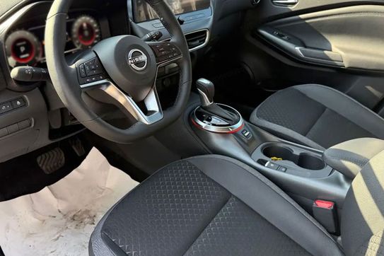 Nissan Juke N-Connecta 1.0 DIG-T