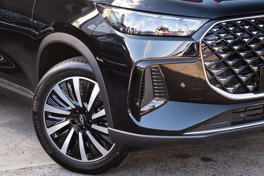 Chery Tiggo 8 Comfort 1.5 T-GDI Super Hybrid DCT