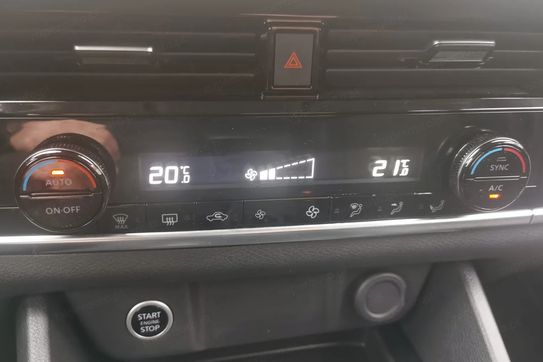 Nissan Qashqai 1.3 DIG-T mHEV Acenta Xtronic