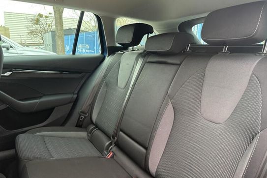 Skoda Octavia Selection 1.5 TSI mHEV  DSG