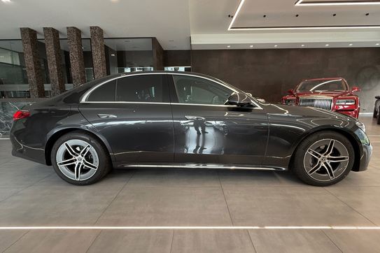 Mercedes E Klasa 200 4MATIC AMG Line