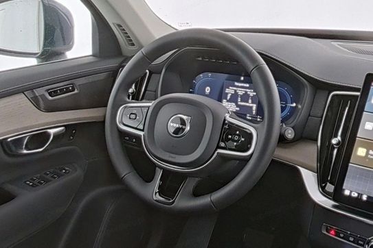 Volvo XC90 T8 AWD Plug-In Hybrid Plus Bright 7os