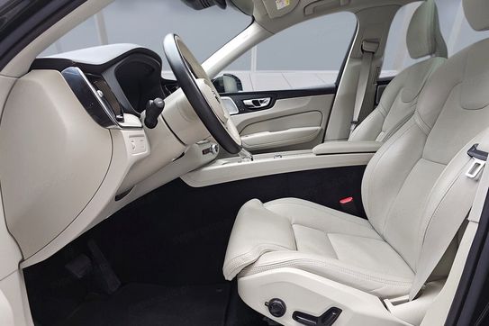 Volvo XC60 B5 B AWD Inscription