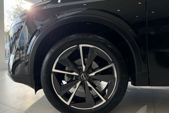 Nissan Qashqai 1.3 DIG-T N-Connecta