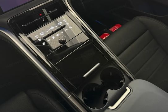Porsche Panamera 4 E-Hybrid