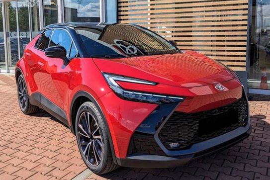 Toyota C-HR Executive 2.0 Plug-in Hybrid Dynamic Force