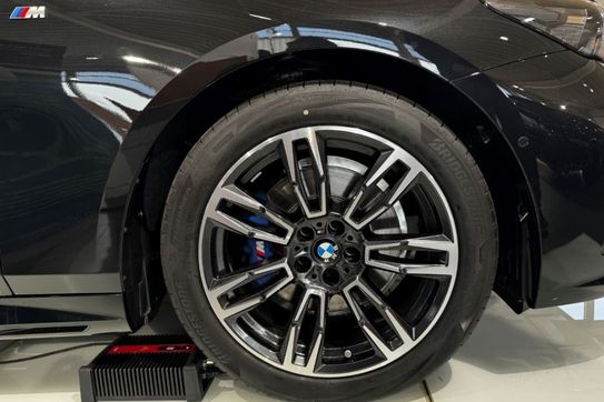 BMW Seria 5 Touring 520d xDrive M Sport