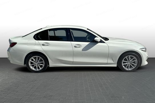 BMW Seria 3 318i