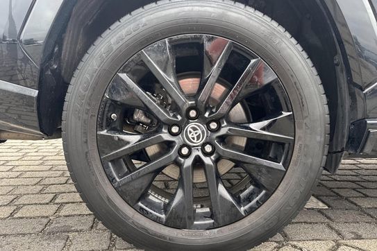 Toyota RAV4 2.5 Hybrid Black Edition by JBL 4x4