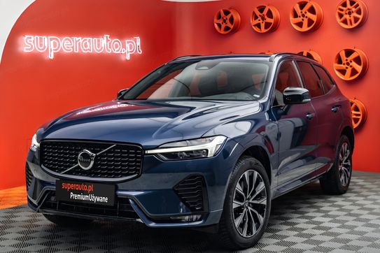 Volvo XC60 B4 D AWD Plus Dark