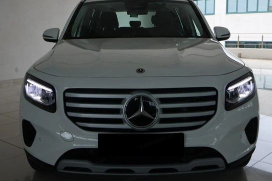 Mercedes GLB 200
