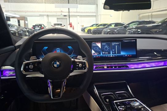 BMW Seria 7 740d xDrive mHEV