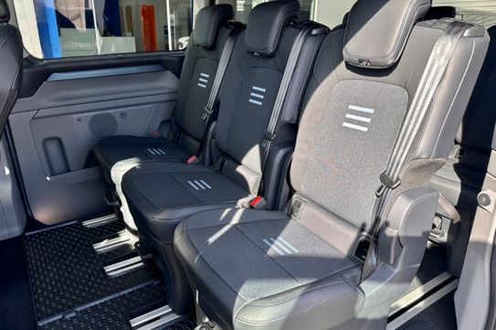 Ford Tourneo Custom 320 L2H1 Active A8