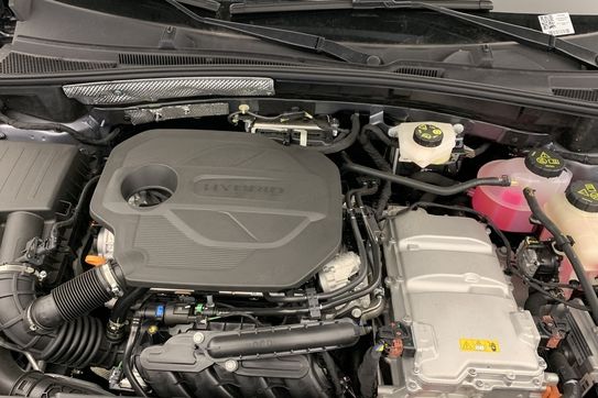 MG ZS Excite 1.5 Hybrid+ AT