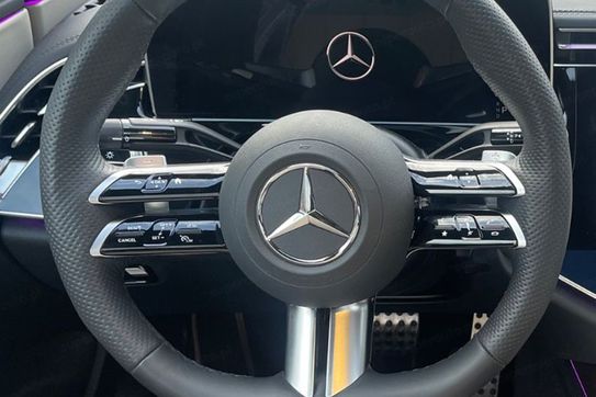 Mercedes E Klasa 300 de 4-Matic AMG