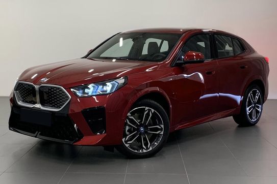 BMW iX2 eDrive20 M Sport