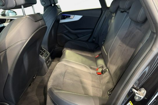 Audi A5 45 TFSI mHEV quattro S tronic