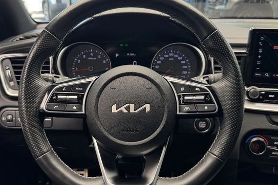 Kia ProCeed 1.5 t-Gdi Gt Line Dct
