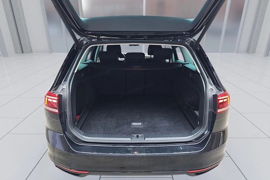 Volkswagen Passat 2.0 TDI EVO Business DSG