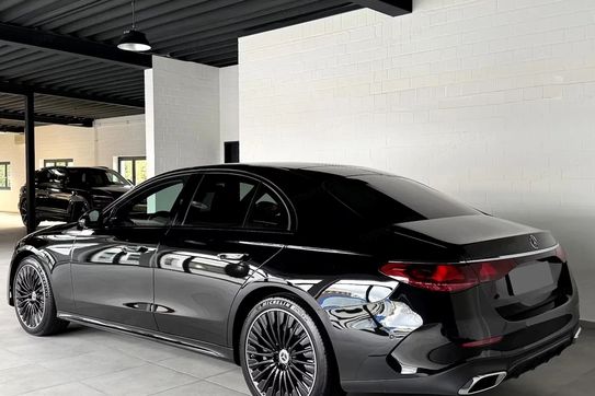 Mercedes E Klasa 220 d 4-Matic AMG