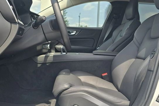 Volvo V60 B4 B Plus Dark aut