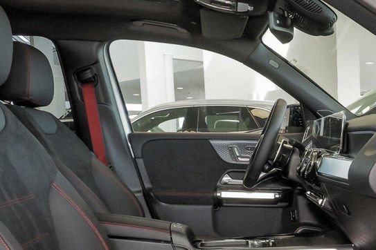 Mercedes GLB AMG 35  4-Matic