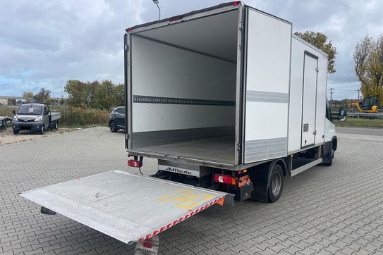 Iveco Daily 50C18 Kontener Chłodnia 8EP do -5°C + Winda