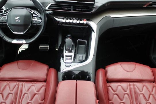 Peugeot 5008 GT