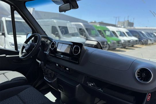 Mercedes Sprinter 317 CDI długi PRO