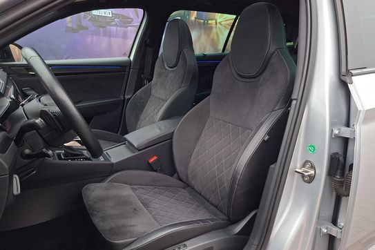 Skoda Superb 2.0 TDI SCR Sportline DSG