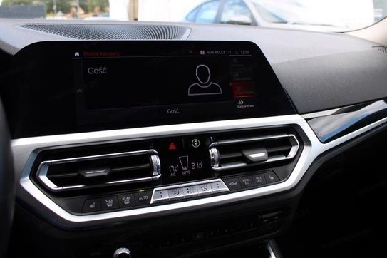 BMW Seria 3 Touring 320d Sport Line