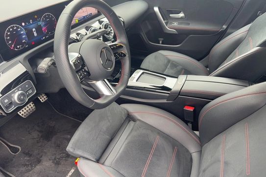 Mercedes CLA Shooting Brake 200 AMG Line