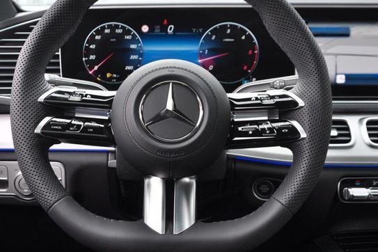 Mercedes GLE 300 d  4-Matic AMG Line