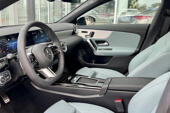 Mercedes CLA 200 AMG Line