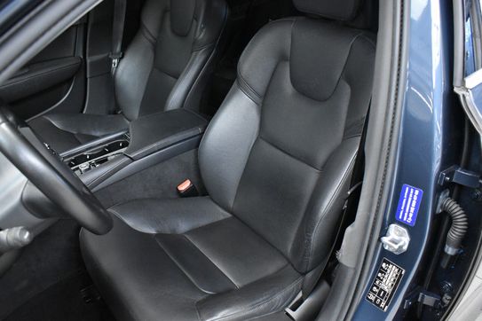 Volvo S90 D4 Momentum