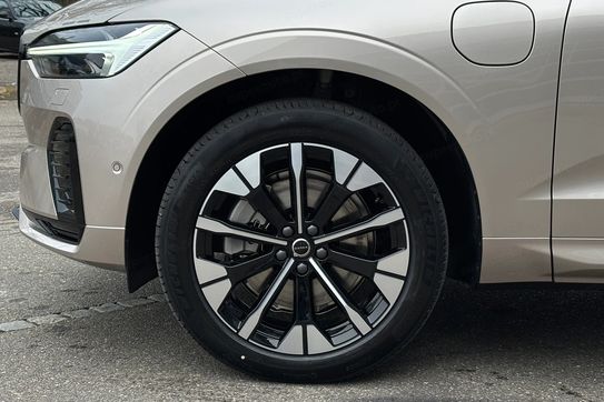 Volvo XC60 T6 Plug-In Hybrid AWD Ultra Dark