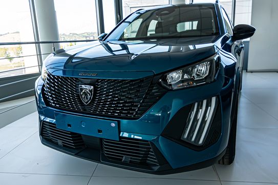 Peugeot 2008 Edition e-DCS6 PureTech mHEV