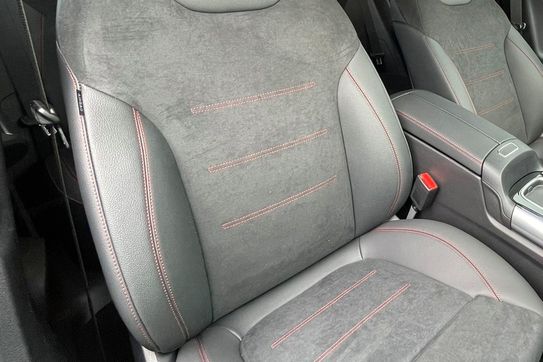 Mercedes GLA 200 AMG Line