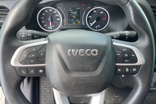 Iveco Daily 35S18 Kontener 8EP + Winda