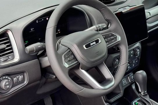 Jeep Renegade Altitude 1.5 T4 mHEV DCT