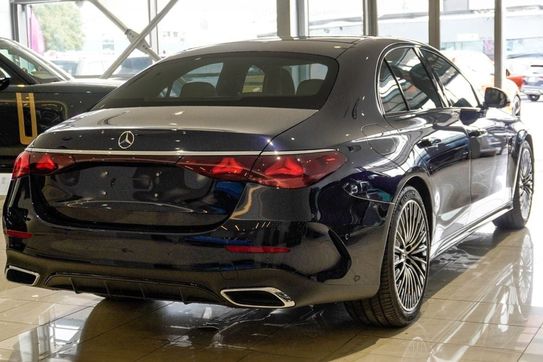 Mercedes Klasa E 220 d  4-Matic AMG