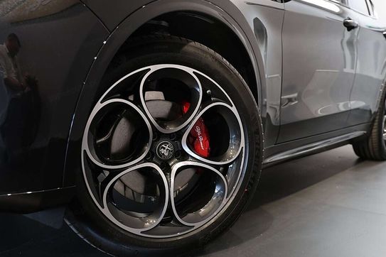 Alfa Romeo Stelvio 2.0 Turbo Veloce Q4