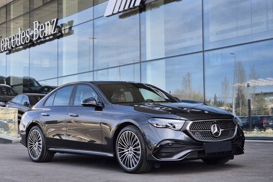 Mercedes E Klasa 220 d 4-Matic AMG